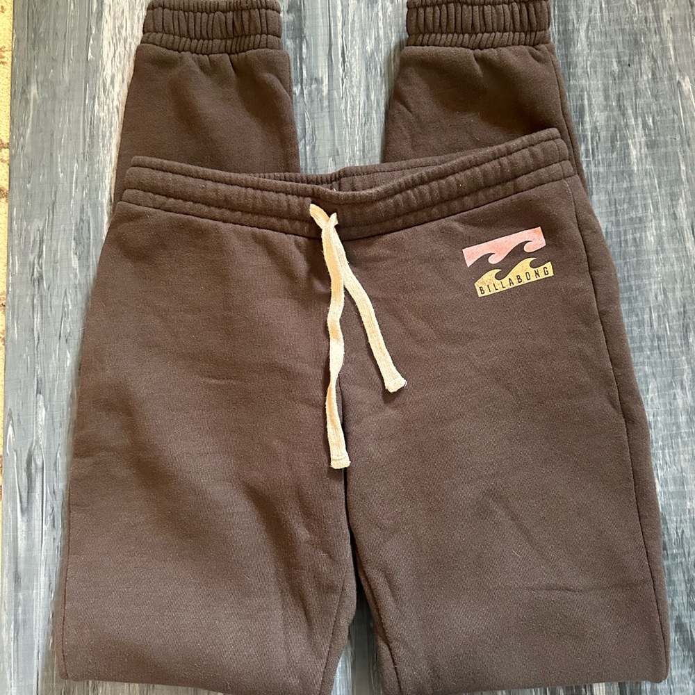 Billabong Women’s sweatpants- S